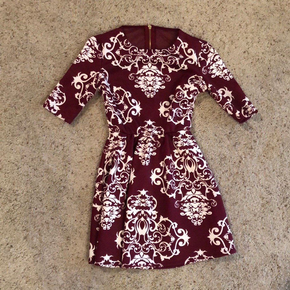 half sleeve dress w sheer back